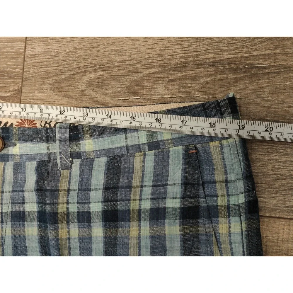TOMMY BAHAMA Plaid Blue Linen Blend Shorts Mens Size 38 Paradise Nation
